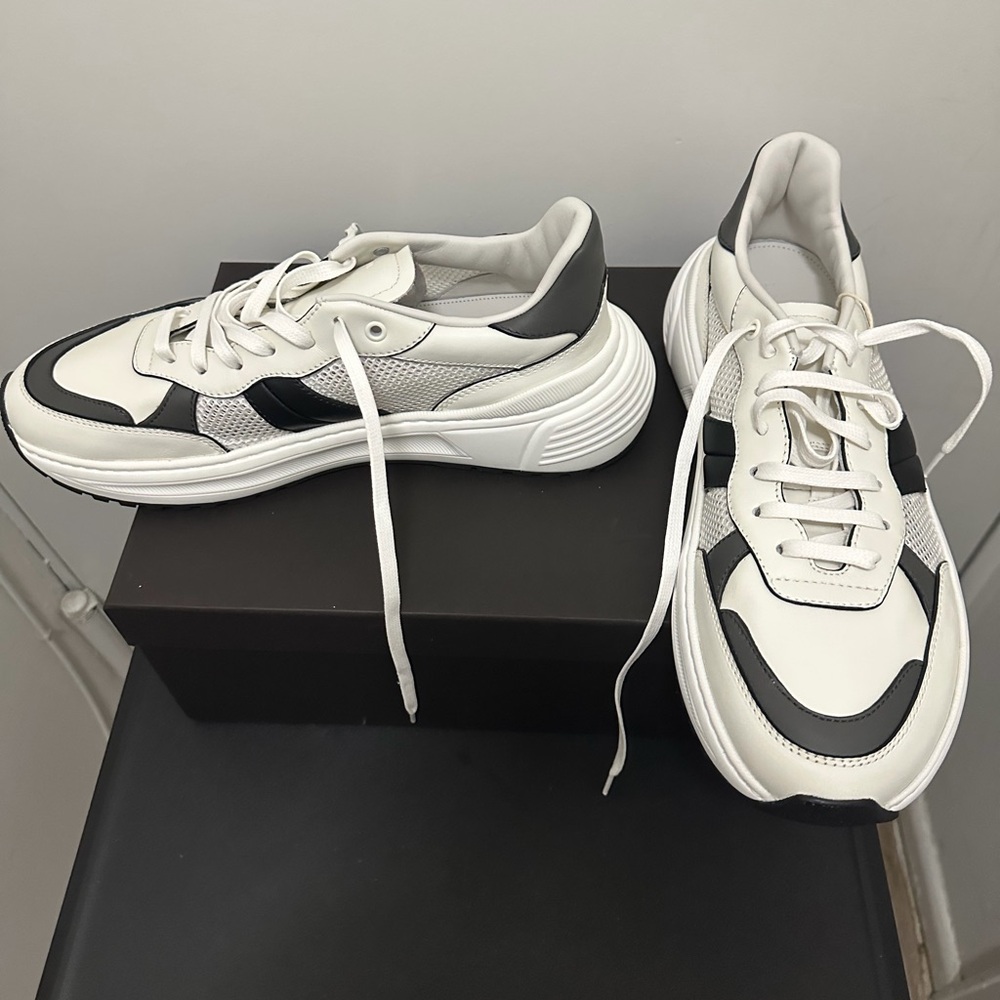 Bottega Veneta White and Black Chunky Low-Top Sneakers